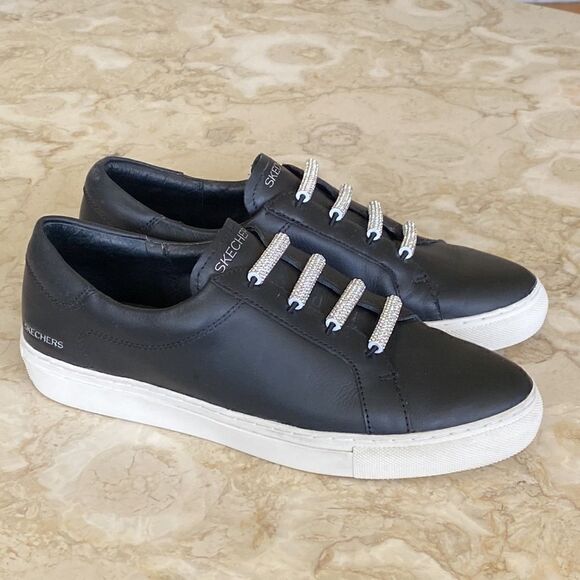 Sketchers Black Vaso-Fideos Leather Sneaker - Picture 5 of 13